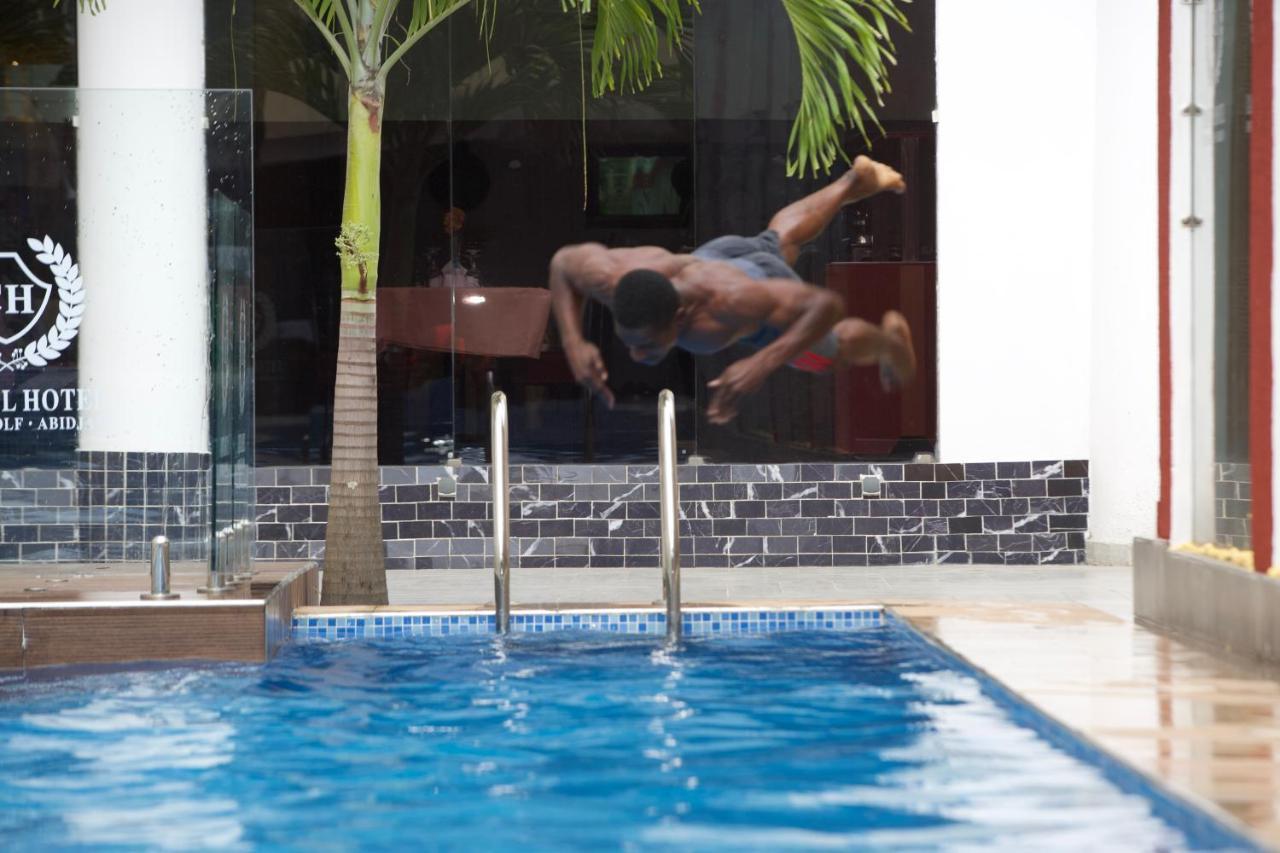 Capitole Hotel Abidjan Exteriör bild