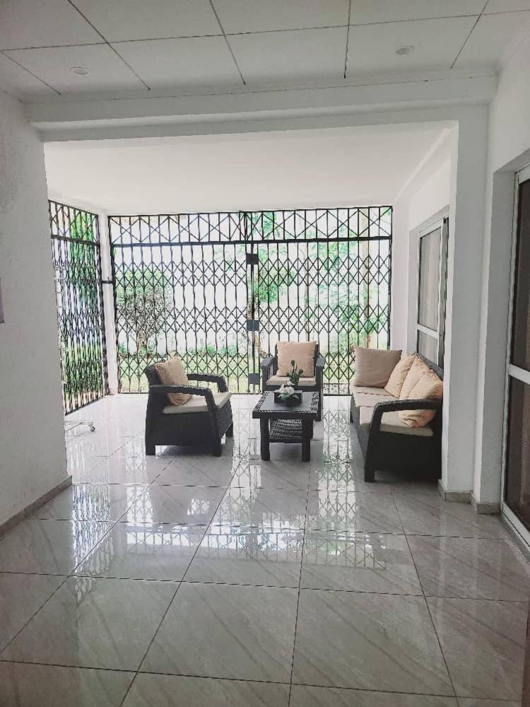 Capitole Hotel Abidjan Exteriör bild